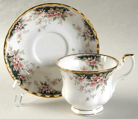 Royal Choice Series (Teaware) Footed Cup & Saucer Set
