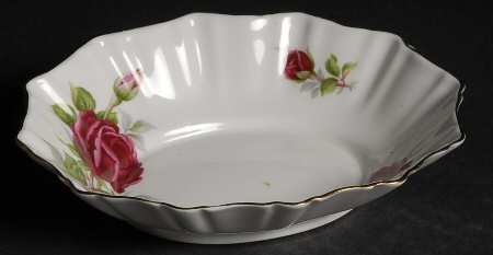 Royal Canadian Rose Oval Sweet Meat Dish