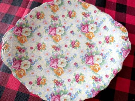 Rosetime Handled Cake Plate