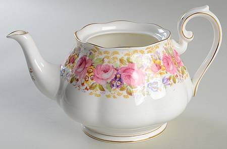 Serena (Thin Gold Trim) Teapot No Lid
