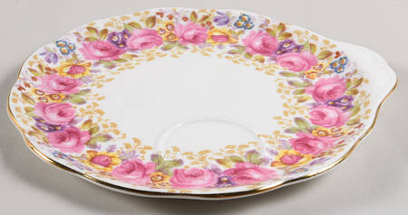Serena (Thin Gold Trim) Snack Plate