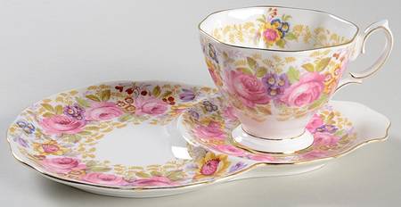 Serena (Thin Gold Trim) Snack Plate & Cup Set