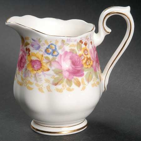 Serena (Thin Gold Trim) Mini Creamer