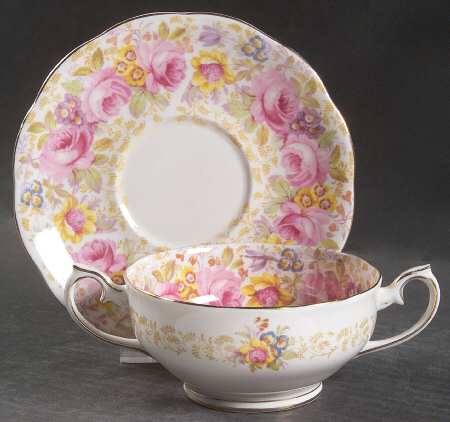 Serena (Thin Gold Trim) Footed Cream Soup Bowl & Saucer Set