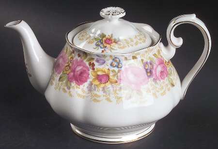 Serena (Thin Gold Trim) Small Teapot & Lid