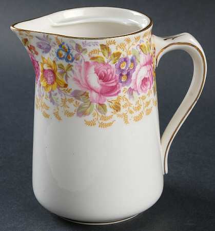 Serena (Thin Gold Trim) Hot Water Jug No Lid