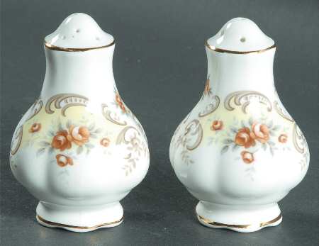 September Song Salt & Pepper Set