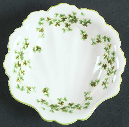 Shamrock (Green Trim, Newer) 5" Shell Shaped Dish