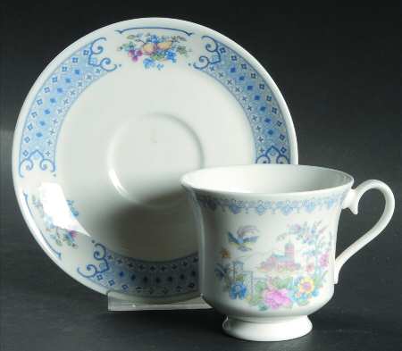 Songbird Footed Cup & Saucer Set