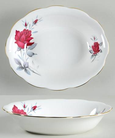 Sweet Romance 9" Oval Vegetable Bowl