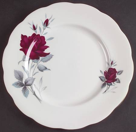 Sweet Romance Luncheon Plate