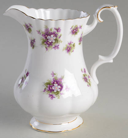 Sweet Violets 24 Oz Pitcher