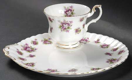 Sweet Violets Snack Plate & Cup Set