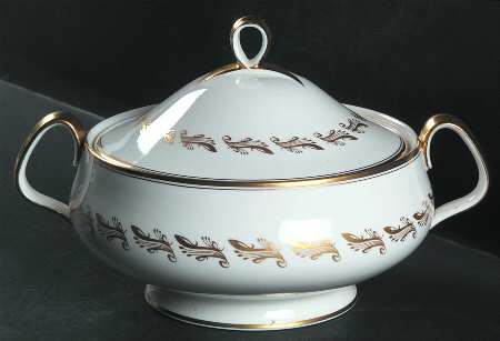 Symphony Round Covered Vegetable