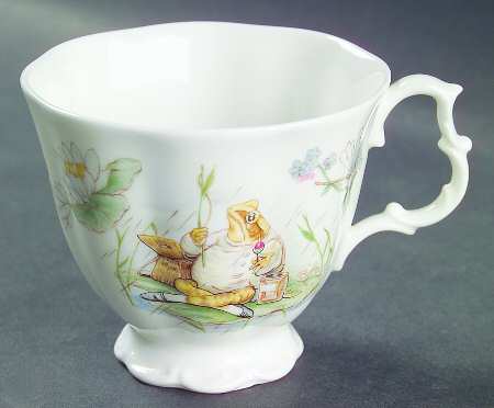 Teatime Collection Footed Cup