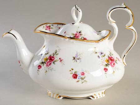 Tenderness Teapot & Lid
