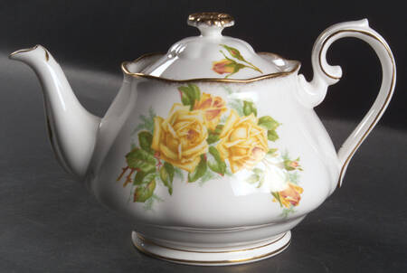 Tea Rose Yellow Small Teapot & Lid
