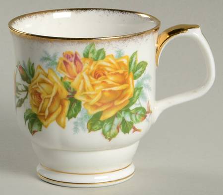 Tea Rose Yellow Mug