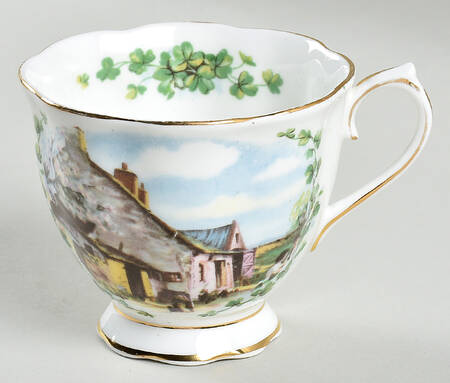 Traditional British Songs Footed Cup