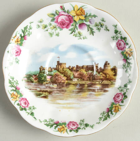 Traditional British Songs Saucer for Footed Cup