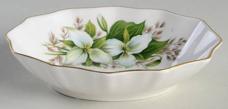 Trillium 5" Oval Sweet Meat Dish
