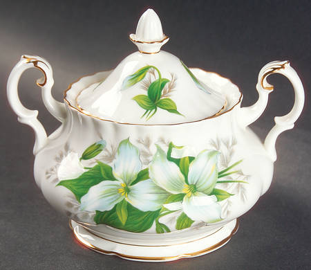 Trillium Sugar Bowl & Lid