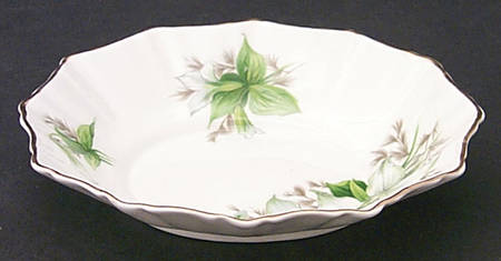 Trillium Nut Dish