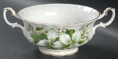 Trillium Footed Cream Soup Bowl