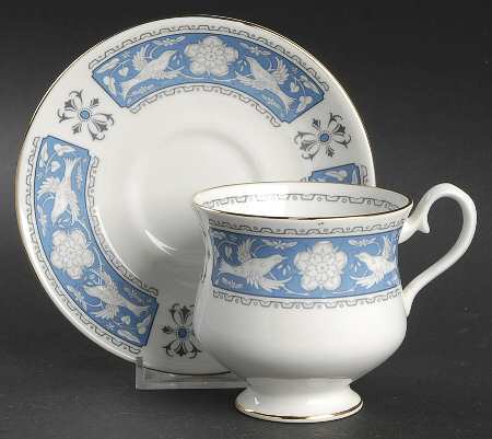 Tudor Rose Footed Cup & Saucer Set
