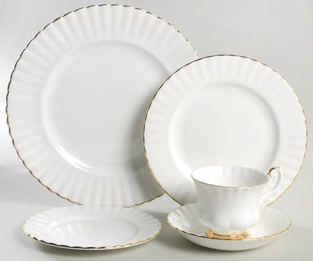 Val D'Or 40 Piece Estate Set