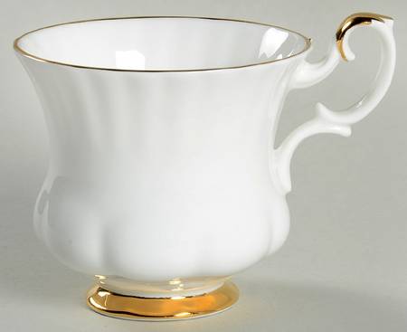 Val D'Or Footed Demitasse Cup