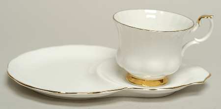 Val D'Or Dessert Plate & Cup Set
