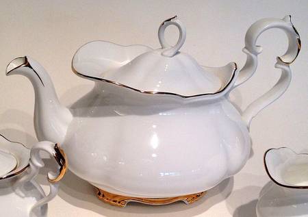 Val D'Or Teapot & Lid