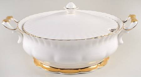 Val D'Or Tureen & Lid
