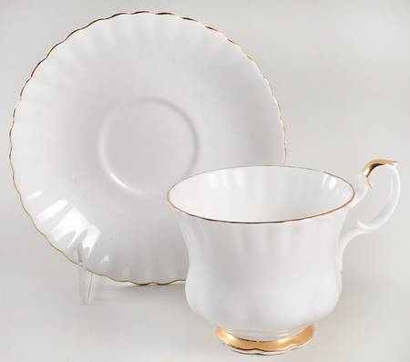 Val D'Or Footed Cup & Saucer Set