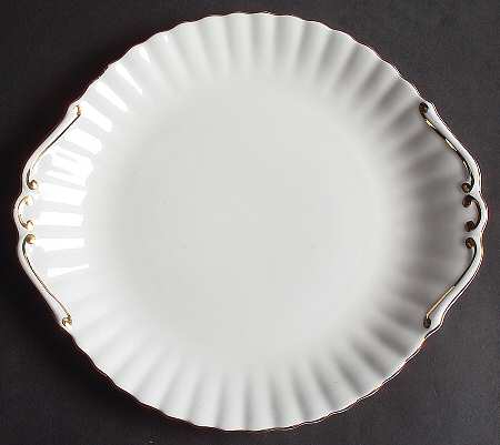 Val D'Or Handled Cake Plate