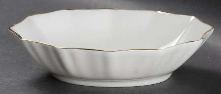 Val D'Or 5" Oval Sweet Meat Dish