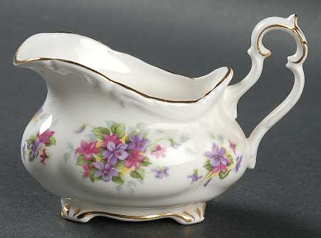 Violetta Creamer