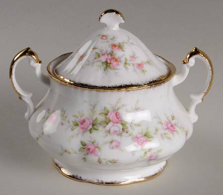 Victoriana Rose (Elizabeth Shape) Sugar Bowl & Lid