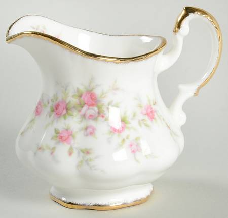 Victoriana Rose (Elizabeth Shape) Mini Creamer