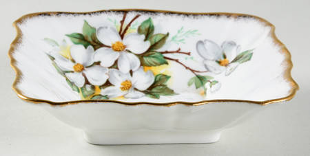 White Dogwood (Brushed Gold Grim Small Square Sweet Meat Dish