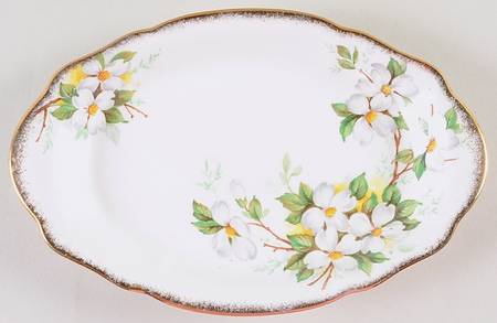 White Dogwood (Brushed Gold Grim Tray for Mini Creamer & Open Sugar