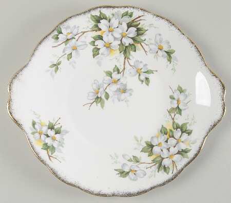 White Dogwood (Brushed Gold Grim Handled Cake Plate