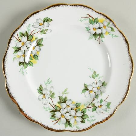 White Dogwood (Brushed Gold Grim Salad Plate
