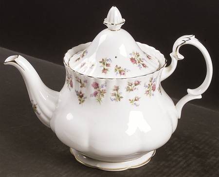 Winsome (White Background) Teapot & Lid