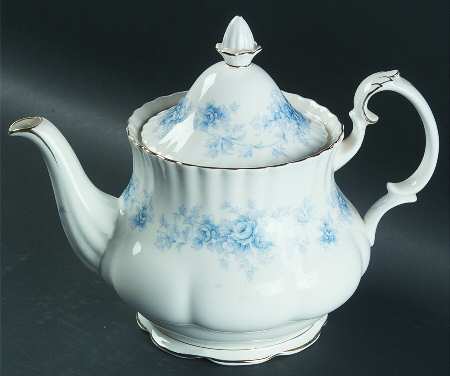 Windsor Rose Blue Teapot & Lid