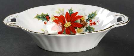 Yuletide (Fluted and Ribbed) 5" Oval Sweet Meat Dish