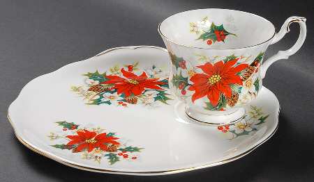 Yuletide (Fluted and Ribbed) Snack Plate & Cup Set