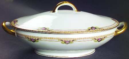 Belmont Oval Covered Vegetable