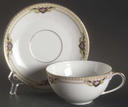 Belmont Flat Cup & Saucer Set
